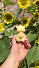 Load image into Gallery viewer, Curvy Body Candle | Scent | Female Body Candle