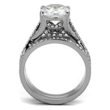 Load image into Gallery viewer, Stainless Steel AAA Grade CZ Wedding Ring
